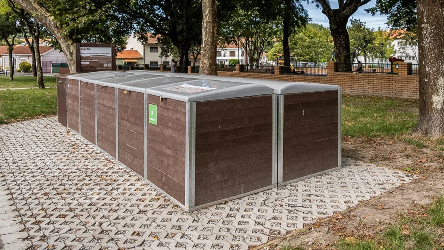 Almada Instala Cinco Ilhas de Compostagem Comunitária Para Valorizar Resíduos Orgânicos