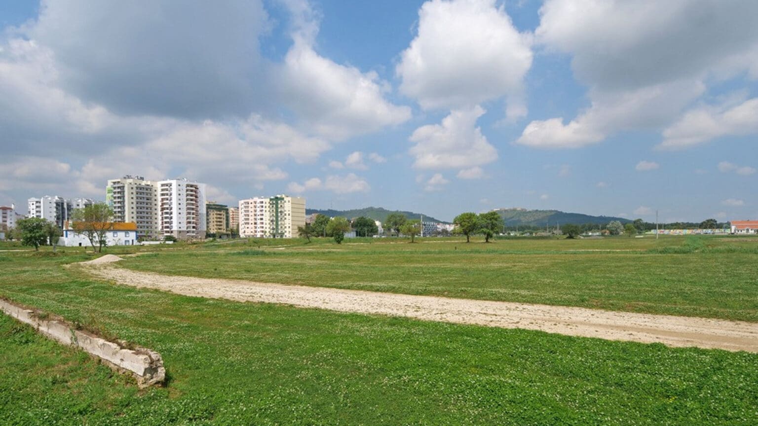 Compromisso com a Neutralidade Carbónica: Setúbal, Palmela e Sesimbra Juntas pelo Futuro Sustentável