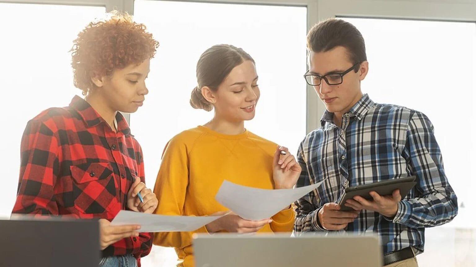 Alunos do Seixal Criativo Conquistam Estágios de Verão em Empresas de Renome Internacional