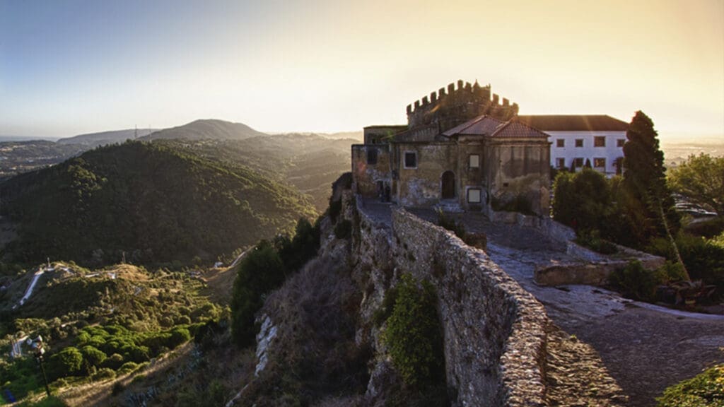 Descubra o Centro Histórico e Castelo de Palmela